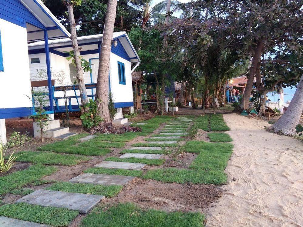 I Talay Beach Bar & Cottage Taling Ngam מראה חיצוני תמונה