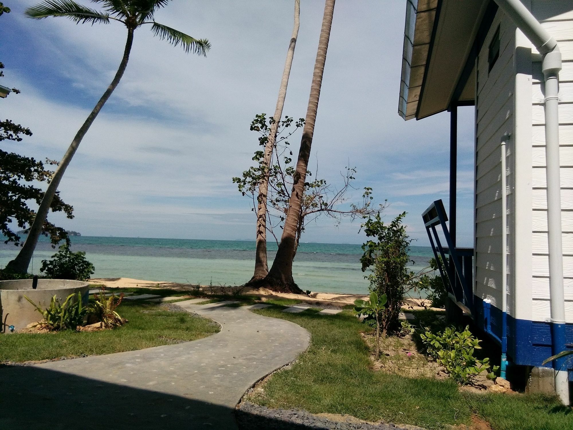 I Talay Beach Bar & Cottage Taling Ngam מראה חיצוני תמונה